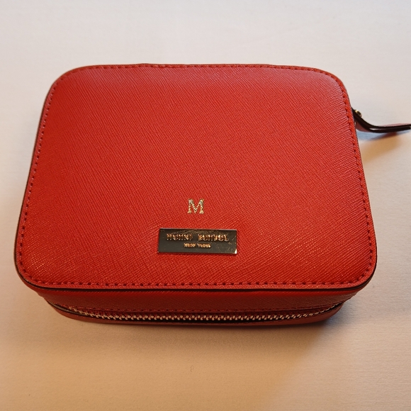 HENRI BENDEL Coral Leather Travel Jewelry Case - Picture 1 of 12